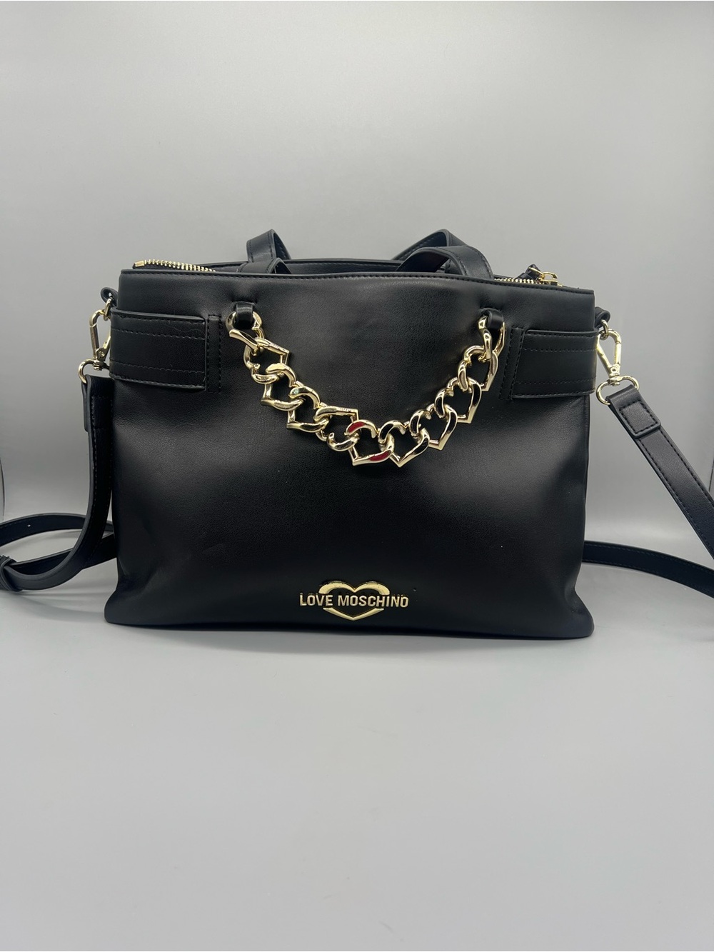 Love moschino purse